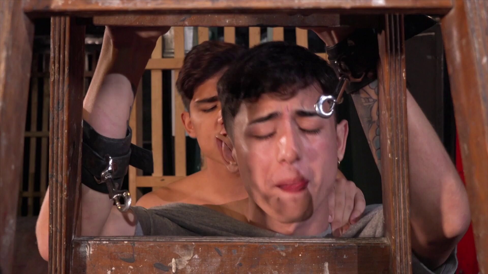 Young Twinks Taking Loads